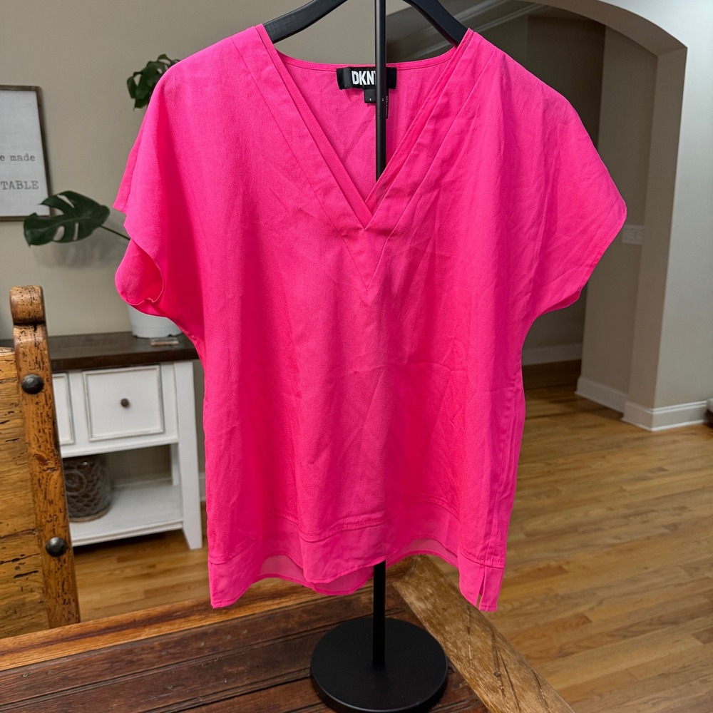 DKNY Womens Hot Pink V-Neck Short Sleeve Chiffon Trim Blouse Top Sz S